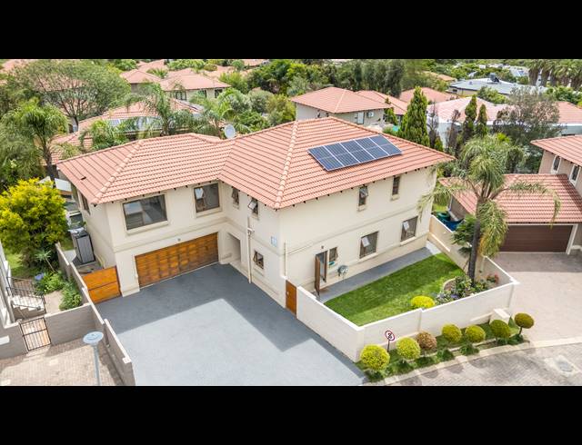 4 BEDROOM FREESTANDING SOLD IN FOURWAYS